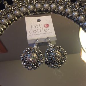 Lottie Dottie earrings